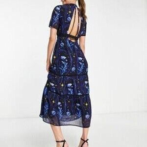 Hope & Ivy open back star print midi dress in cobalt